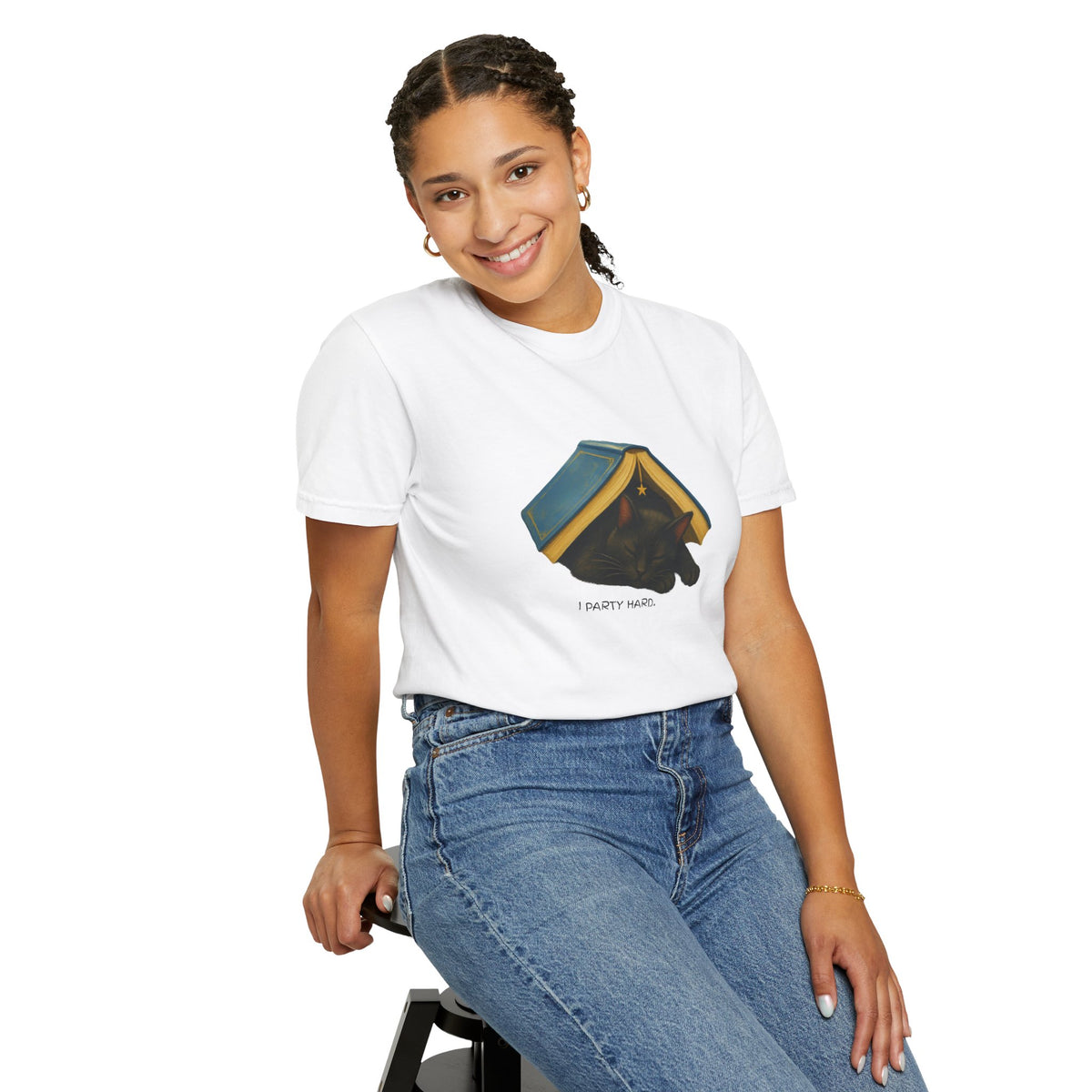 Funny Bookish Cat T-Shirt