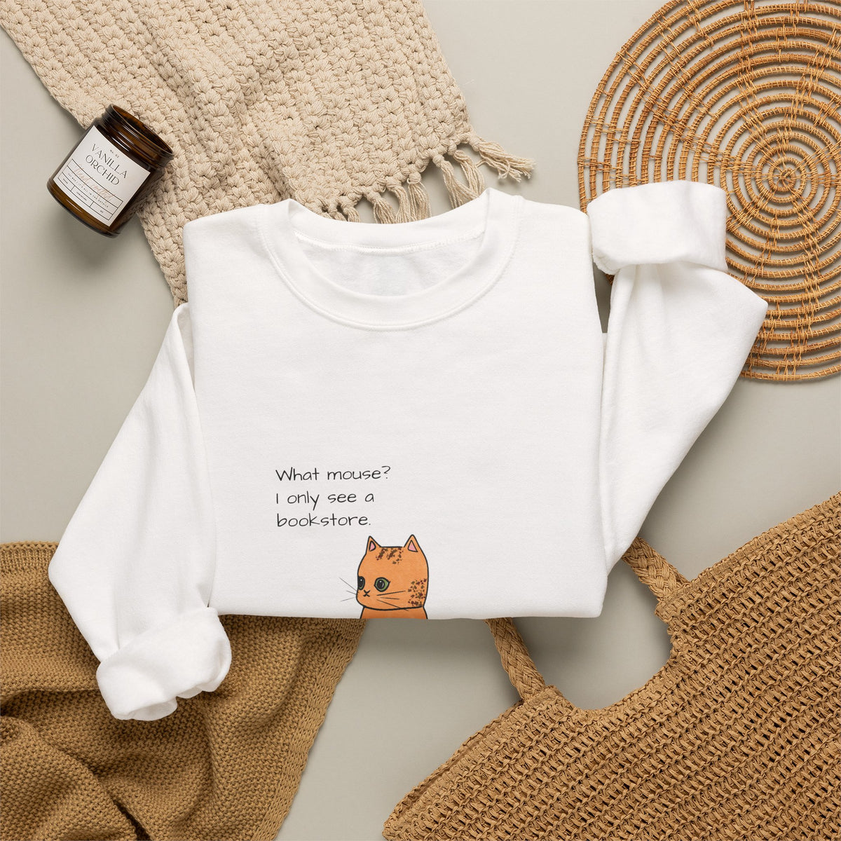 "What mouse? I only see a bookstore" Cute Cat, Book Sweatshirt