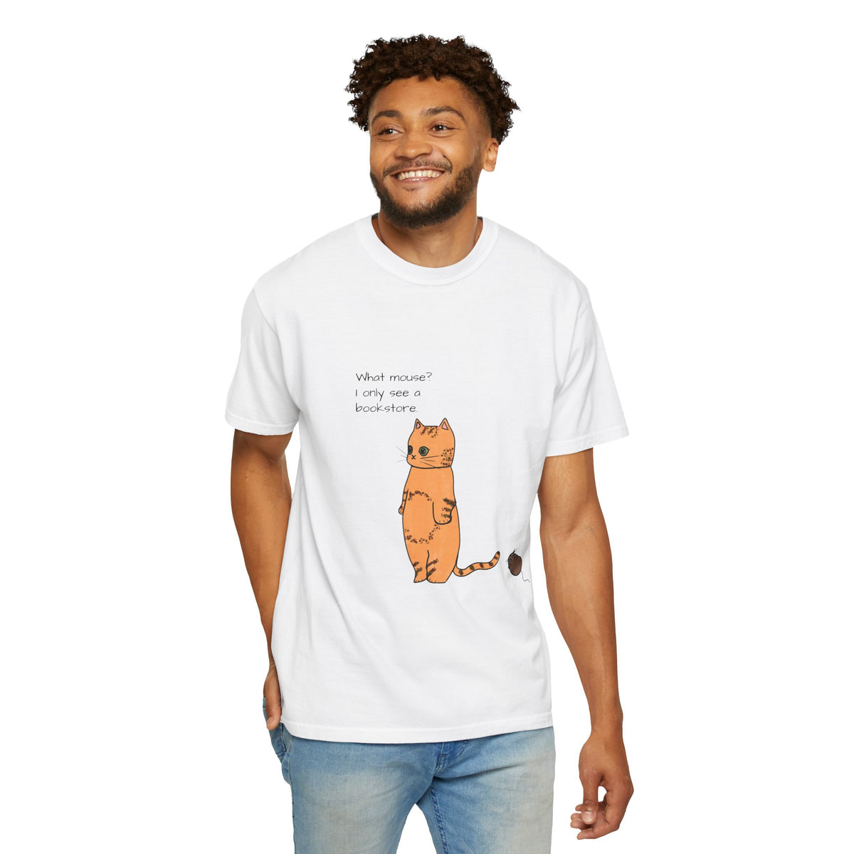 "What mouse? I only see a bookstore" Cute Cat, Book Tee